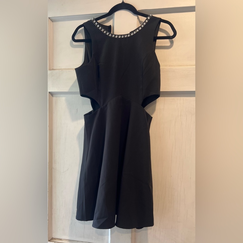 Verty Black and Silver Embellished Fit and Flare Dress - Small